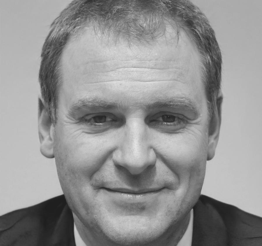 Portrait de Marc Dubois, instructeur senior en investissements